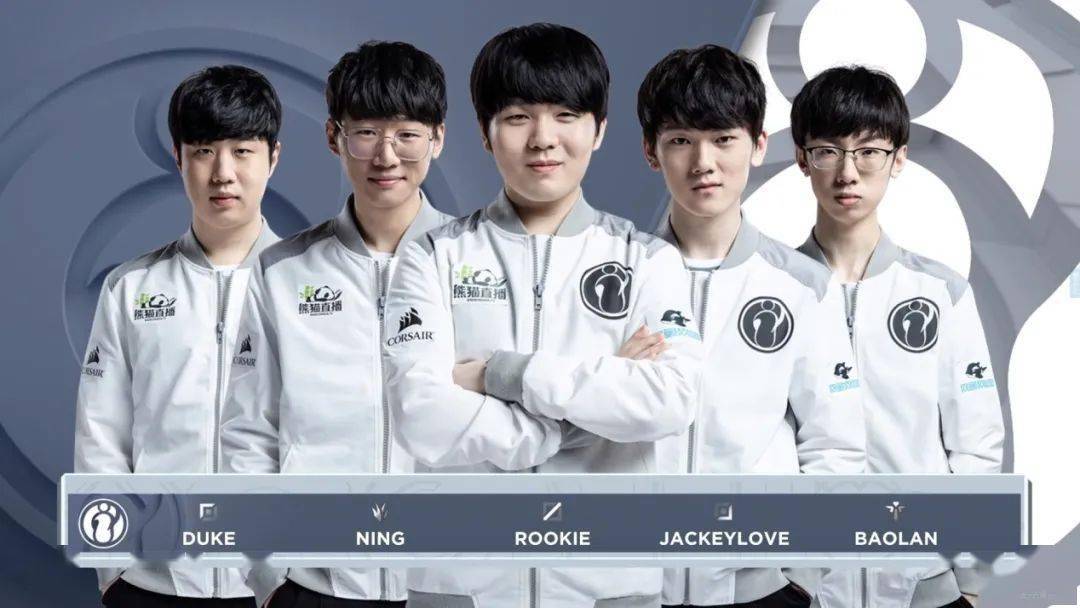 当代篮球的 当代篮球的