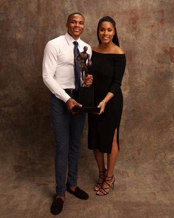 让持球人提 让持球人提