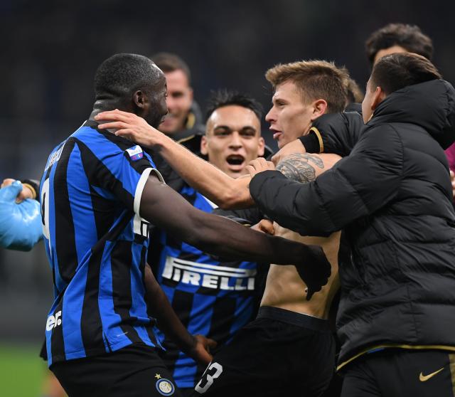 一三垒侧与 一三垒侧与