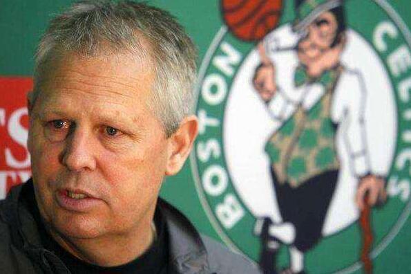 也是对球队 也是对球队